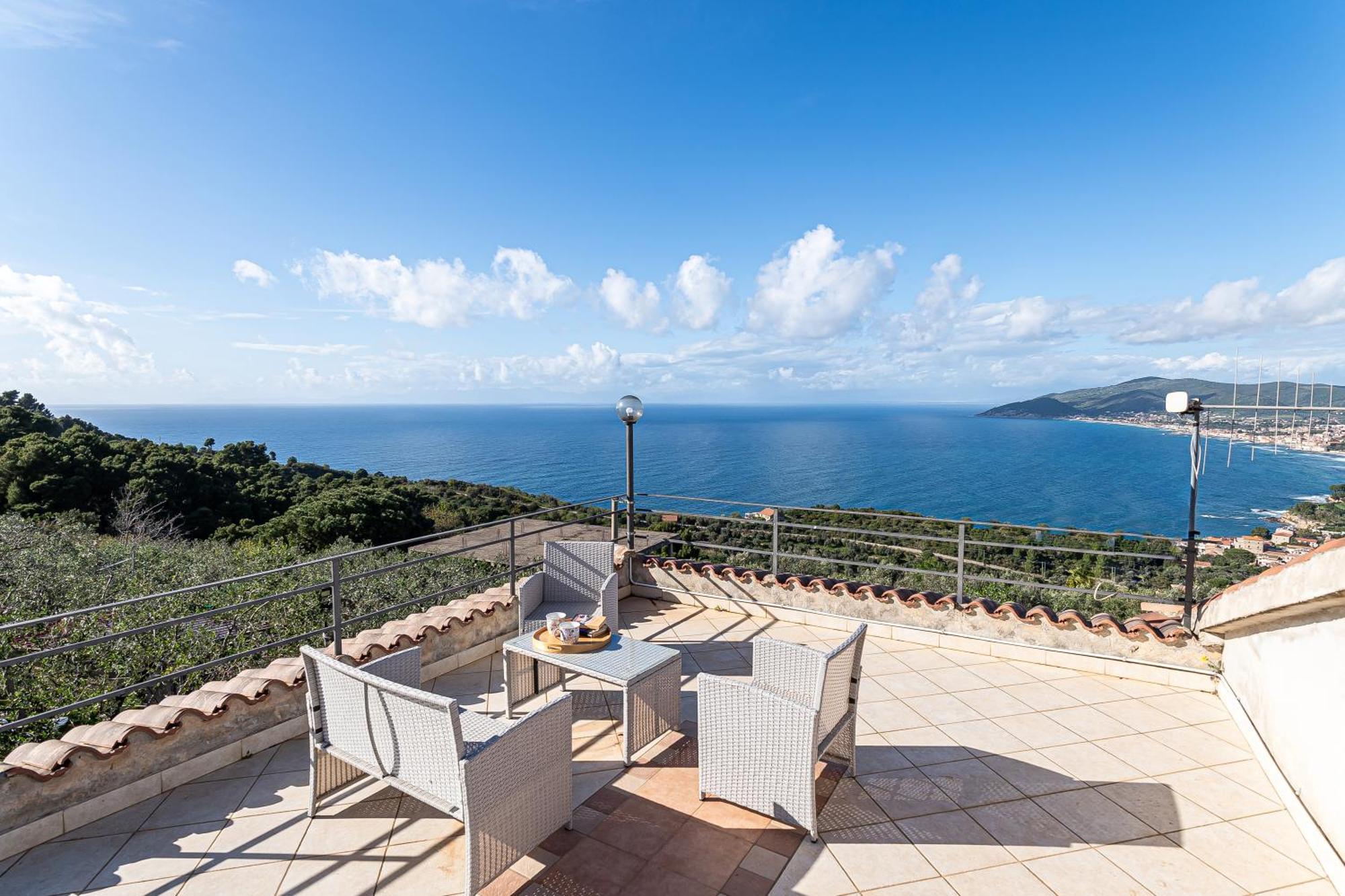 Bellezza In Cilento Panoramic Apts Castellabate Exterior photo