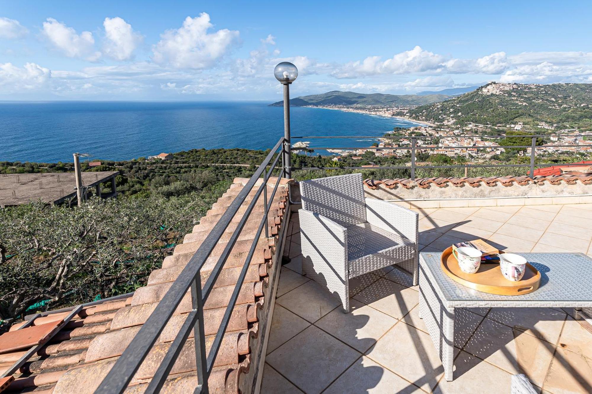 Bellezza In Cilento Panoramic Apts Castellabate Exterior photo