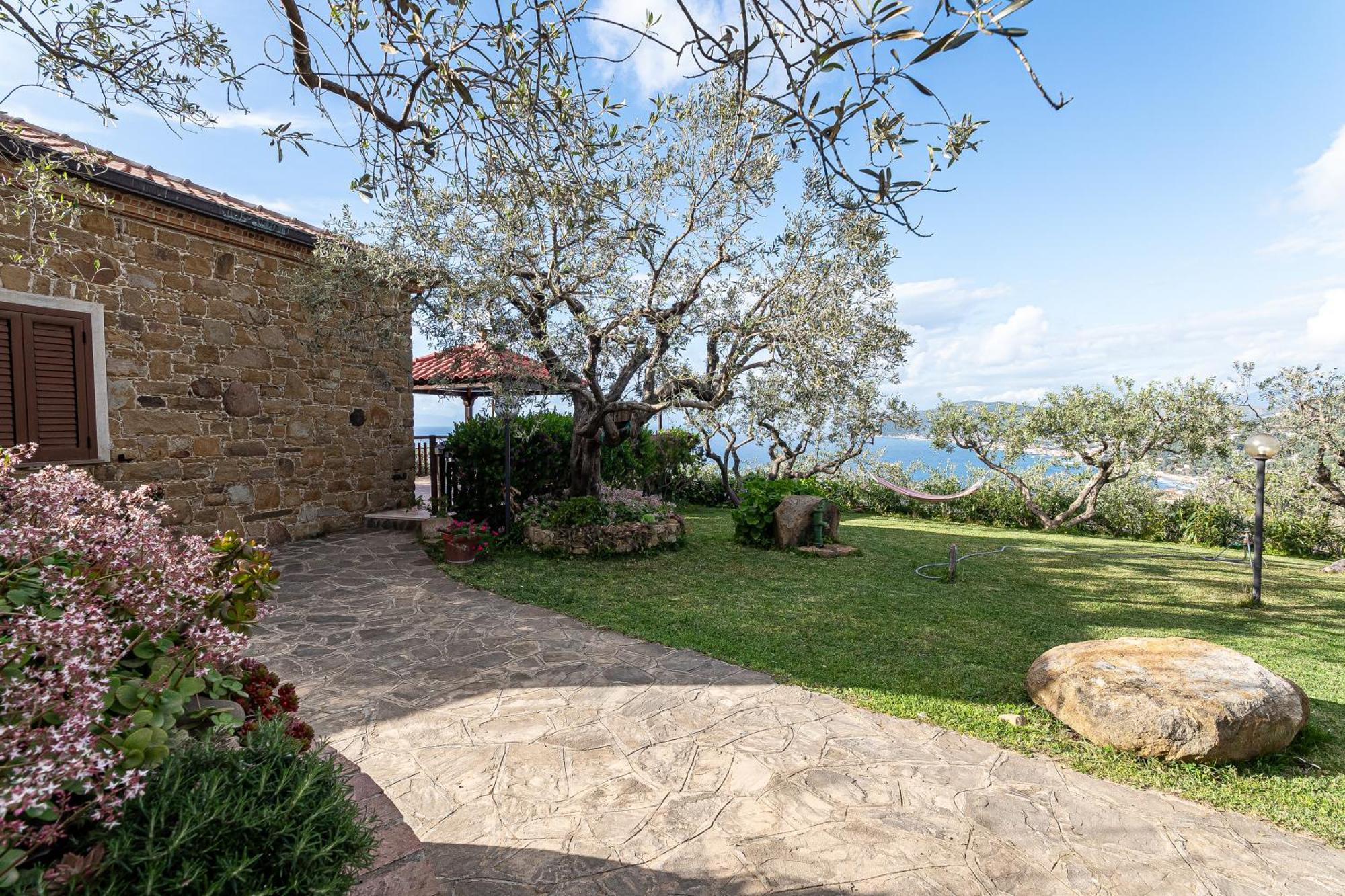 Bellezza In Cilento Panoramic Apts Castellabate Exterior photo