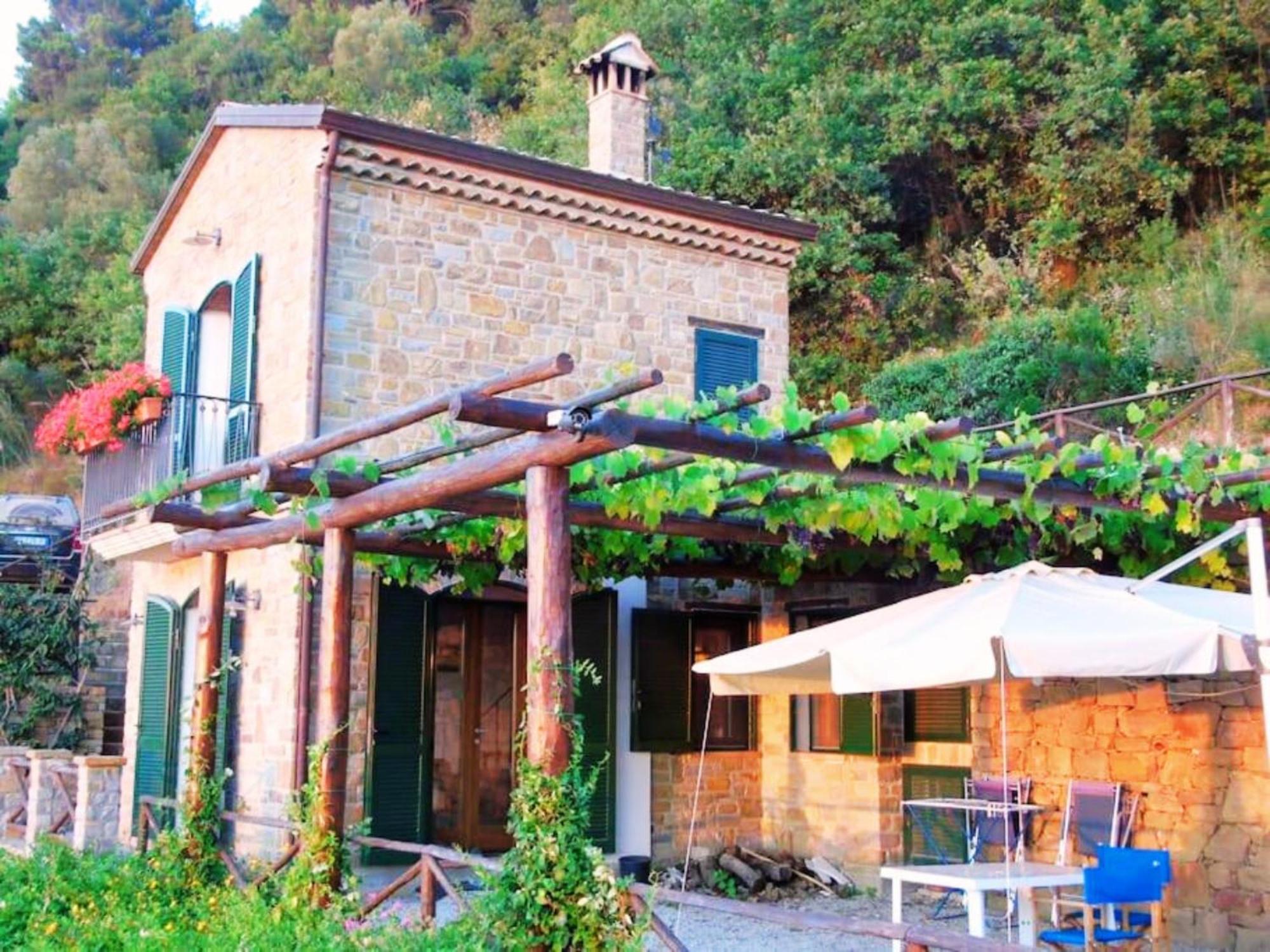 Bellezza In Cilento Panoramic Apts Castellabate Exterior photo